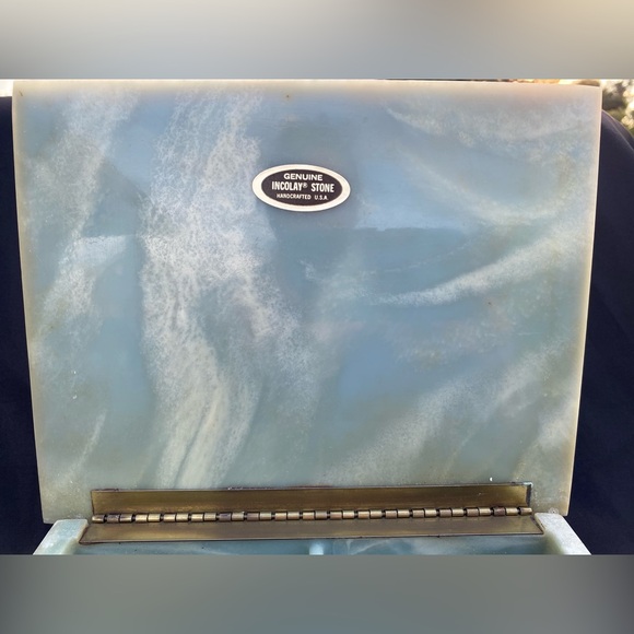 Incolay Carved Stone Hinged Jewelry Trinket Box with Compartments Gorgeous** - Picture 13 of 16